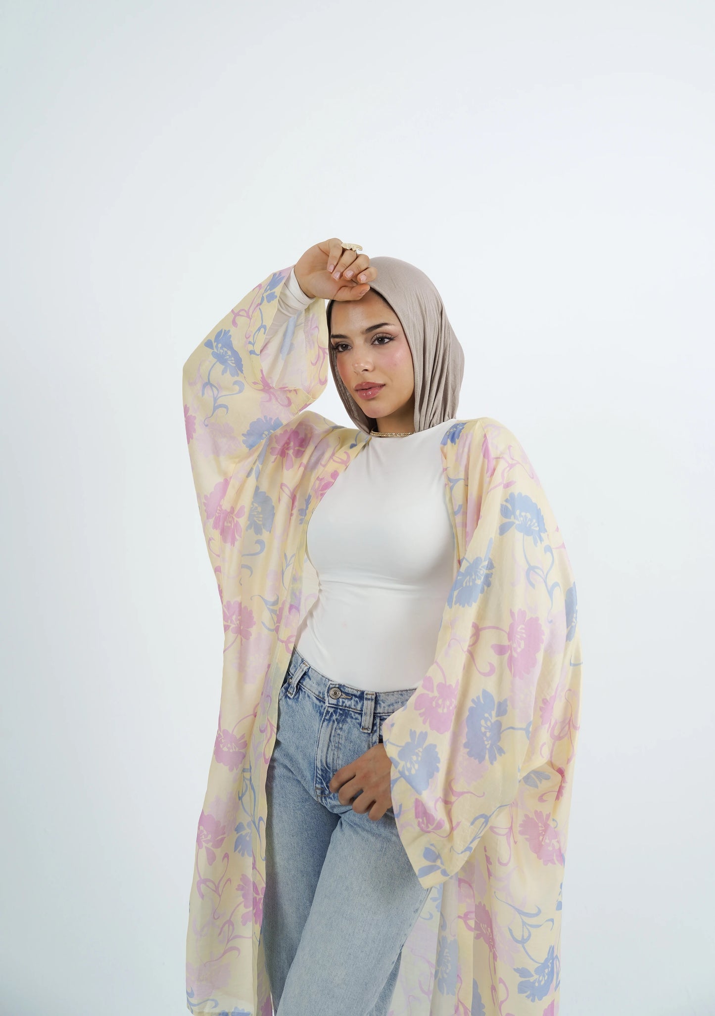 PASTEL FLORAL KIMONO