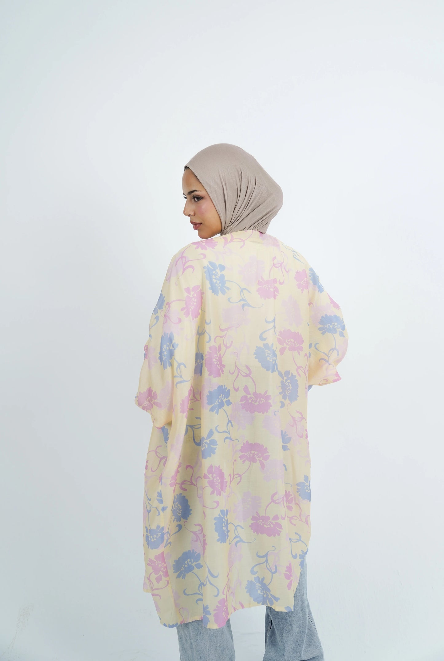 PASTEL FLORAL KIMONO