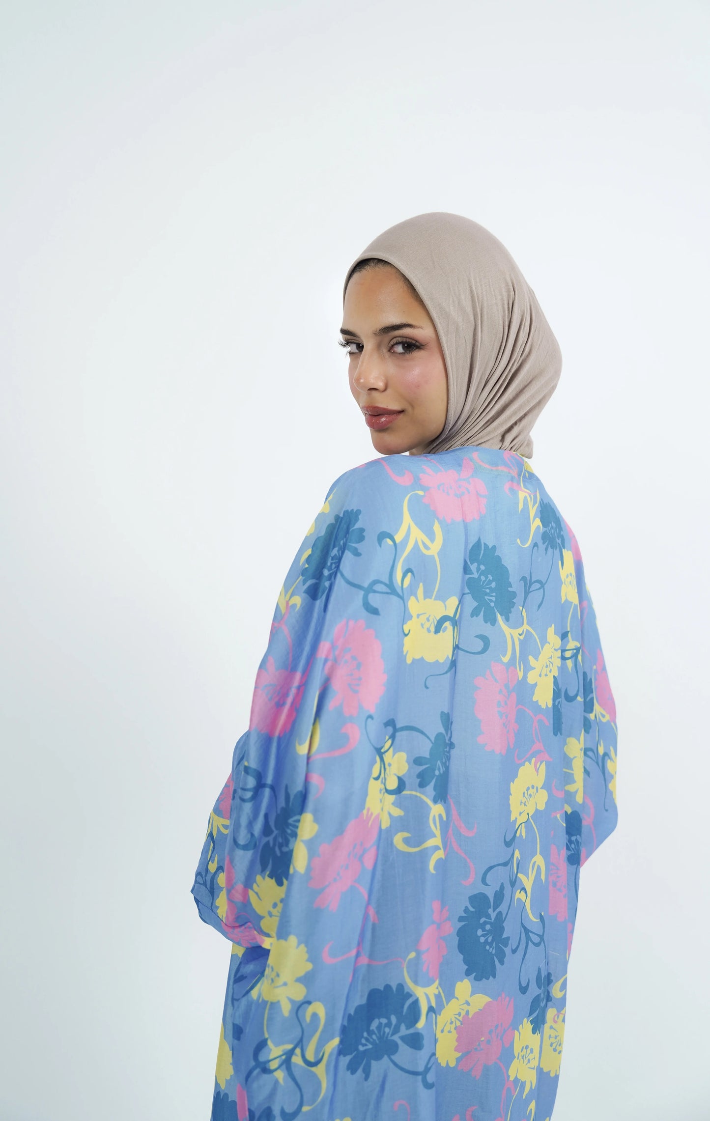 PASTEL FLORAL KIMONO