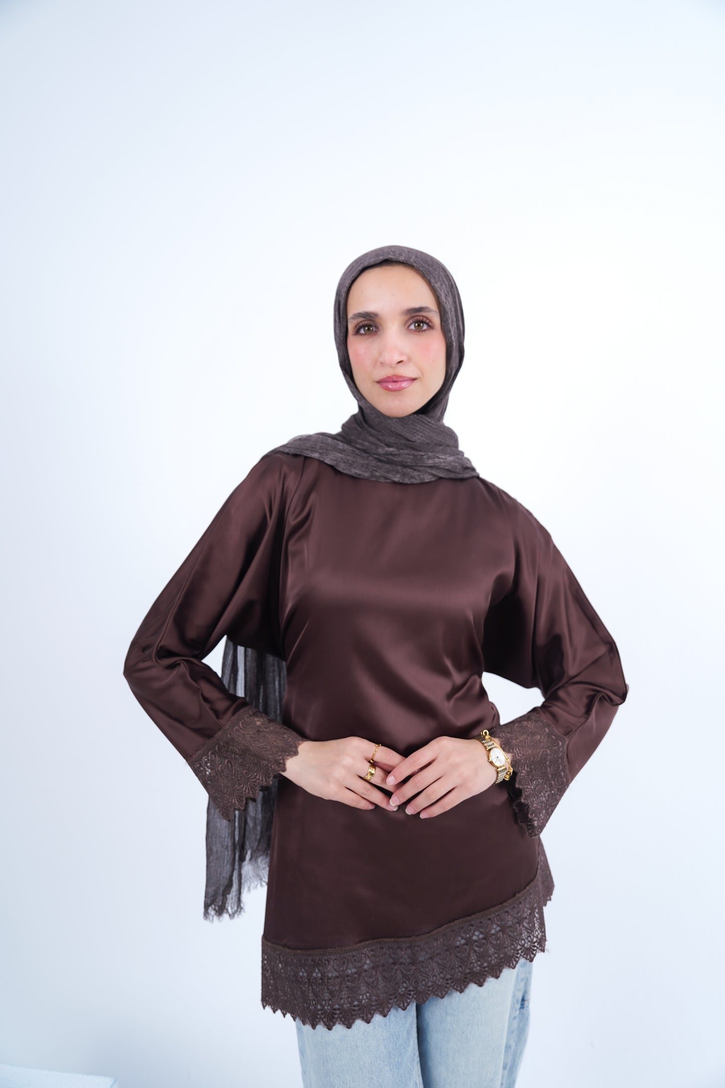 THE LACE STAIN TOP