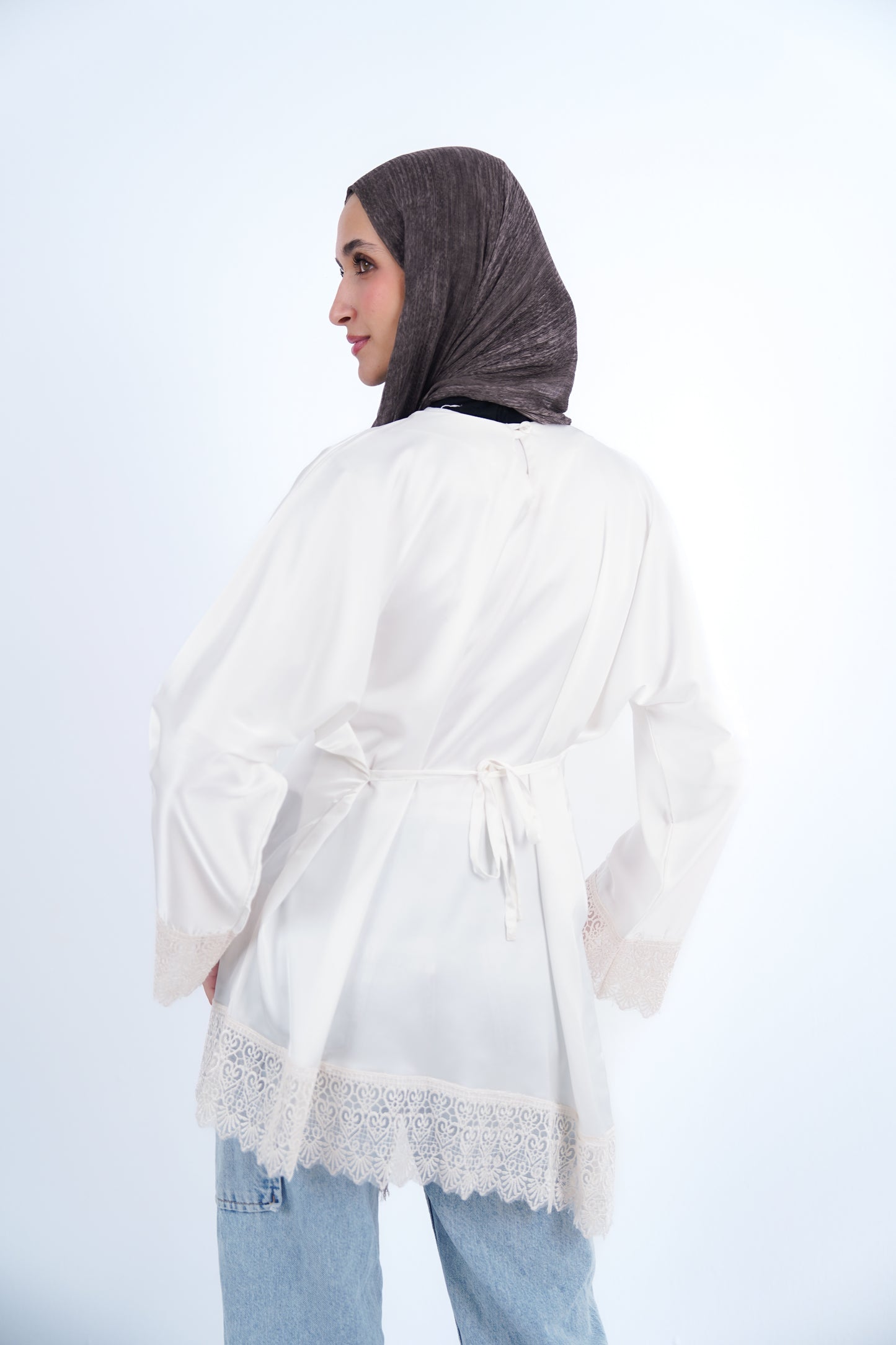 THE LACE STAIN TOP